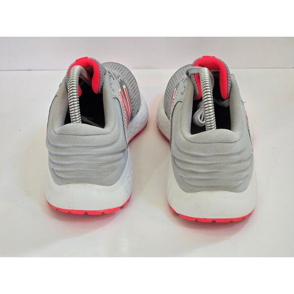 New Balance 520 V7  2021 Gray Running Shoes Sneakers Womens Sz. 8 D - Picture 4 of 8